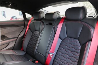 Audi RS e-tron GT, Masáž/HUD/Noční Vidění/SKLADEM - 15