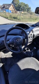 TOYOTA YARIS 1.0 VVTi 48kW - NOVÁ STK - HEZKÉ AUTO - 15