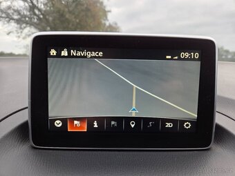 MAZDA 3 2,0i 88 kW REVOLUTION 89 tis. km SERVISKA - 15