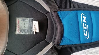 Hokejová výstroj pro hráče na postavu L, cca 175cm s taškou - 15