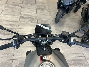 Moto Morini Seiemmezzo STR 650 2025 - 15