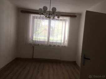 Prodej RD se zahradou, Hrušovany nad Jevišovkou, okres Znojm - 15