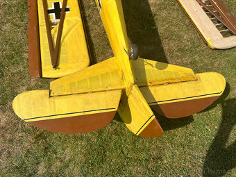 Model letadla - 15