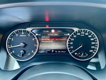 Nissan Qashqai 1.3 DIG-T  xtronic / 2022 - 15