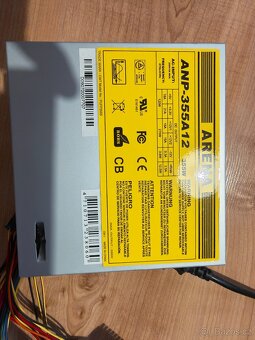 MSI G31TM-P35 + Intel Pentium E5200 + 2x2GB DDR2 - 15