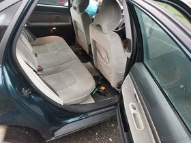 VOLVO S80 2,4 - 15