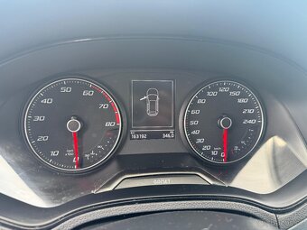 Seat Arona - 15