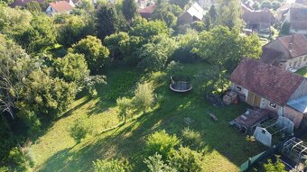 Prodej hospodářské usedlosti se stodolou, 2 493m2 pozemek, H - 15