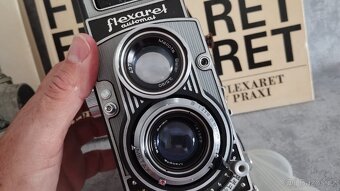 Starý fotoaparát Flexaret + pouzdro, příslušenství, krabice - 15