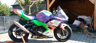 Prodám závodní Kawasaki ninja 400 - 15
