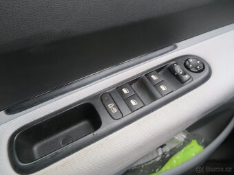 Peugeot 5008 2.0 HDI 120kW CZ SERVISKA 2.MAJITEL - 15