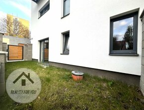 Prodej bytu -ateliér 2+kk, 53 m2 + předzahrádka 26 m2, Říčan - 15