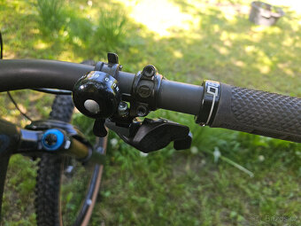 Zánovní našlapané karbonové elektrokolo S-WORKS, vel. S4(L) - 15