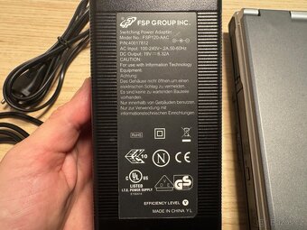 MEDION MD 40100 (Pentium 4 2.8GHz, GeForce FX Go 5300 64MB) - 15