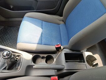 VW Golf 5, 1.4, benzín + zimní sada - 15