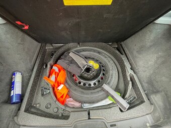 Volvo V50 2.0D, 100 kW, manuál, kůže, motor KO, 170 000 km - 15