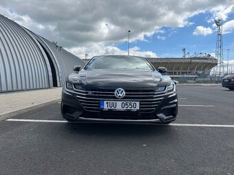 Arteon R-line 2.0 Tdi 140kW (2019) - 15