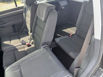 Volkswagen Touran, 1.4 TSI, 7 míst - 15
