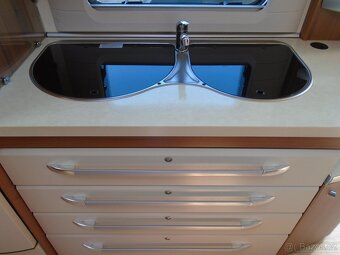 HOBBY DE LUXE 545 - 15