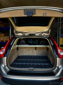Prodám VOLVO XC60 AWD D5 - 158kW AUT 2012 - Summum TOP STAV - 15