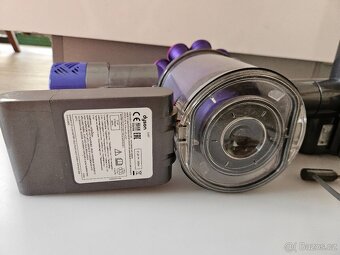 Prodám ruční AKU vysavač Dison - 15