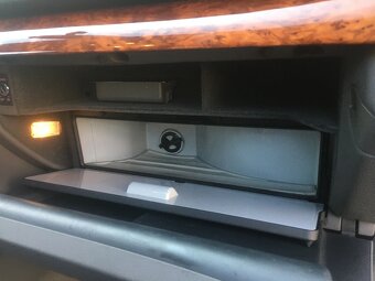AUDI A4 B7 3.0i V6 AUT quattro, Max.výbava 162kW , TOP STAV - 15