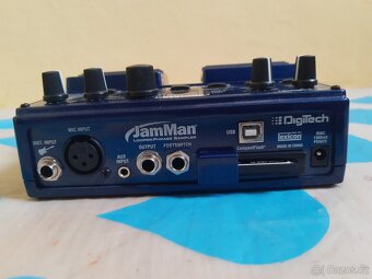 Squier Starcaster + efektor, looper, mikrofon, sluchátka. - 15