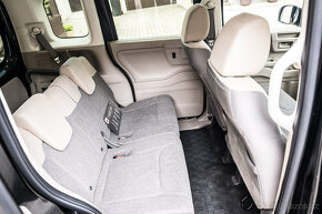 Honda N BOX (jako Jazz), možná přeprava invalidních osob - 15
