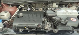 Nabízím Hyundai ix 35 1.7 crdi edice TRICOLOR R.V.2013 - 15