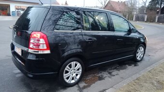 Zafirs 2009 rok. 1,7 nafta . 7 Mistni - 15