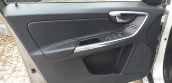 Volvo XC60 2017 - 15