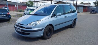 Peugeot 807 2.2  94kw 7 míst - 15