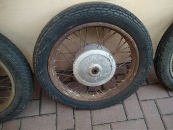 JAWA kompletní kola 16“ (3 ks) originál i původní stav - 15