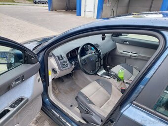 Prodám Volvo V50 2.4i 125kw - 15