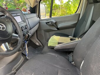 Mercedes Sprinter - 15
