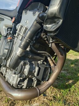KTM 790 Duke 2023 - 15
