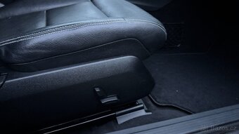 Mercedes-Benz E 200 BLUETEC - 15