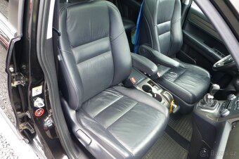 Honda CR-V,2.2CDTi,12/2010,110kw,Executive,ČR,2majitel - 15