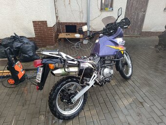 Suzuki Dr 650 RSE - 15