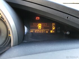 Prodám Toyota Verso - 2.0 Diesel 93 Kw - 15