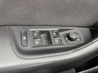 Passat 2,0TDI 110kW nové v ČR - 15