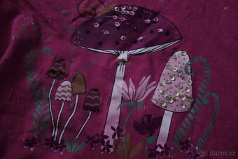 Dívčí trička vel.134 - 15