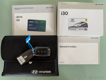 Hyundai i30 combi 1,5gdi 2022 v záruke - 15