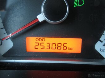 Kia Cee´d 1.6i nové v ČR - 15
