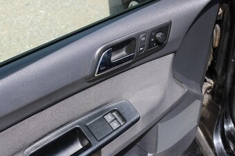 Volkswagen Polo 1,2i 40KW, r.v. 2007 - 15