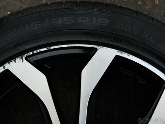 ALU kola Audi 19" 8,5J ET32 + 245/45/R19 - 15