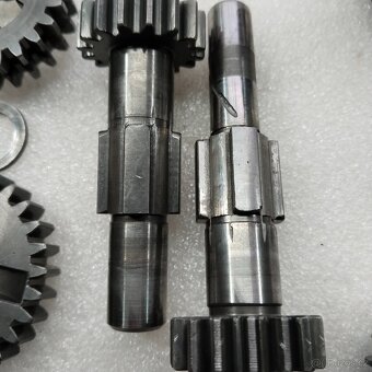 MANET 90 PŘEVODOVKA ORIGINÁL - 15