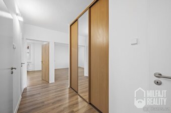 Pronájem velkého rodinného bytu 4+1, 101 m2 - Liberec XV-Sta - 15