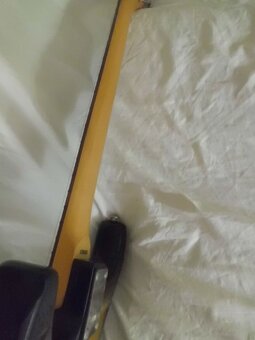 Pěkná starší Elektrická Kytara Epiphone - Model  S 210 / VS - 15