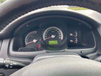 Kia Sportage II 2.0 16V 104 kW 4x4 - 15